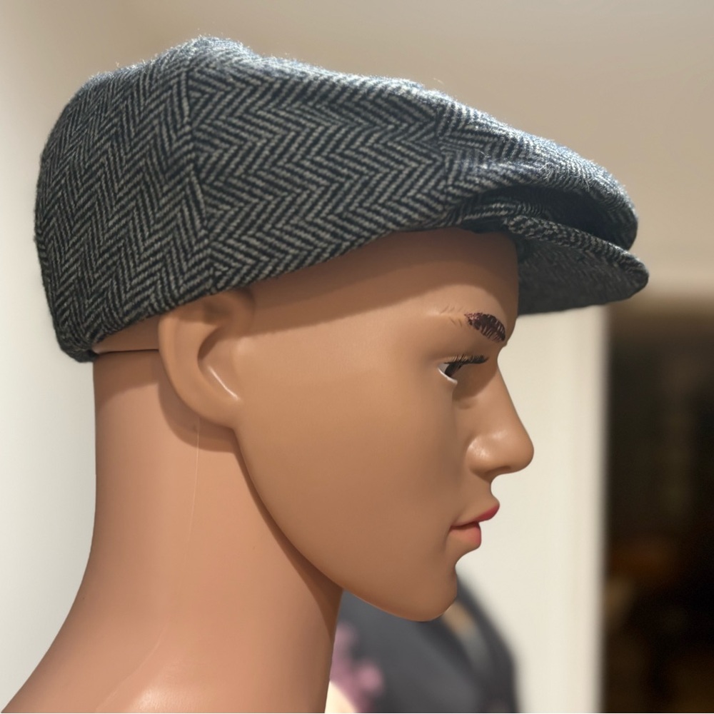 SCALA Herringbone wool blend scrapper hat Black Quilted Lining Cap Excellent